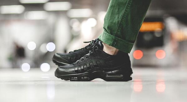 Nike Air Max 95 Essential 